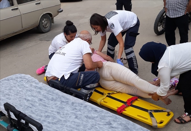 Seyir Halindeki Araçta Düşerek Yaralandı