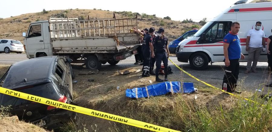 Kozan’da feci trafik kazası 2 ölü, 4 yaralı