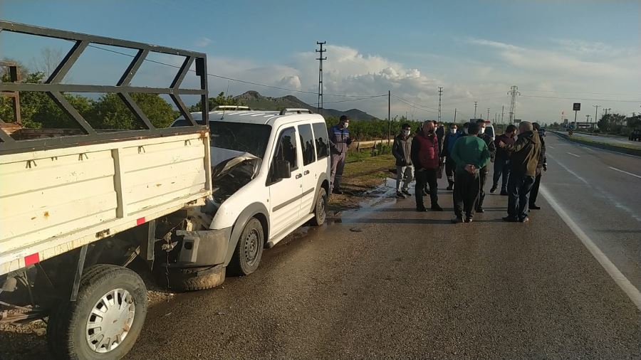 Kozan’da trafik kazası, 1 ölü 2 yaralı
