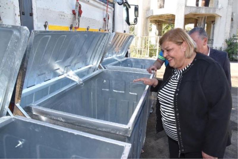Ceyhan’a 560 yeni çöp konteyneri