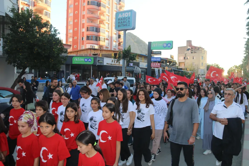 CUMHURİYET BAYRAMI BAYRAK YÜRÜYÜŞÜ