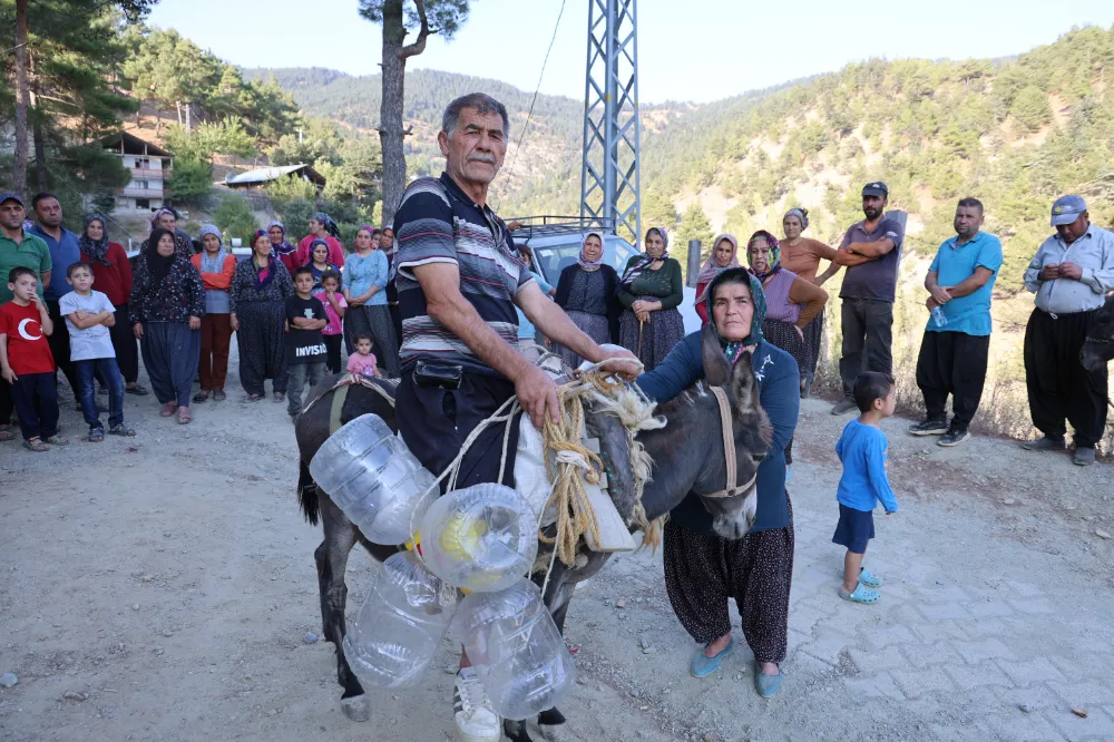     GELENEK DEĞİL MECBURİYET