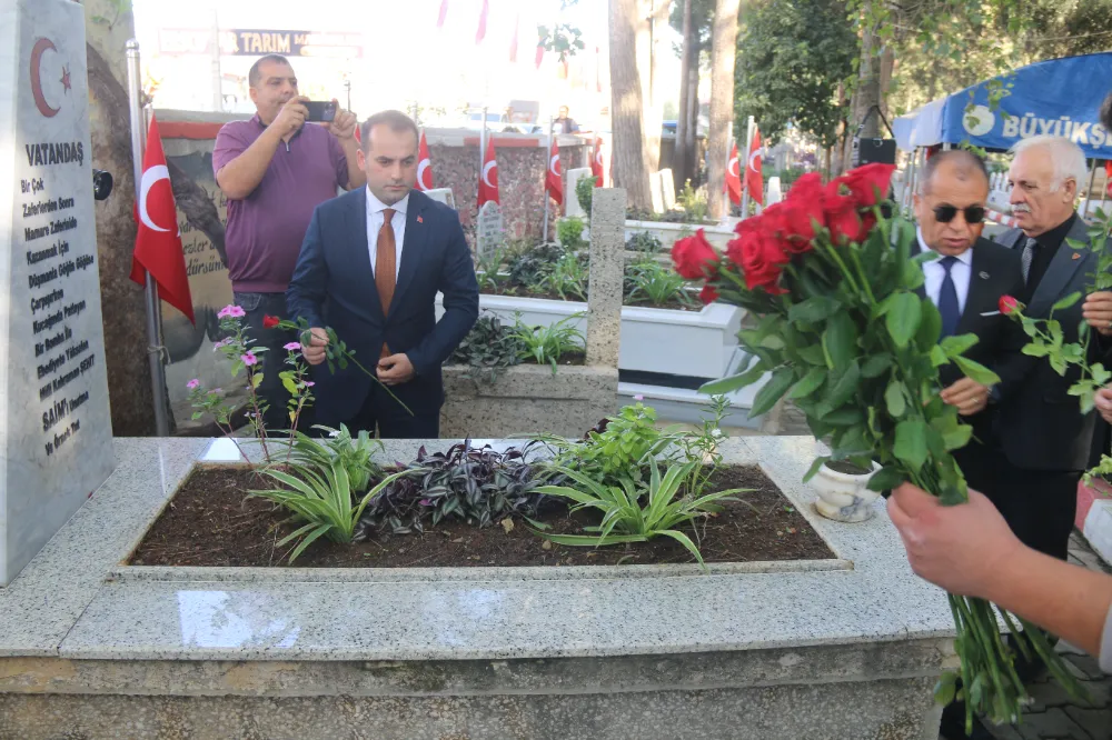 KAHRAMAN KAYMAKAM MEZARI BAŞINDA ANILDI