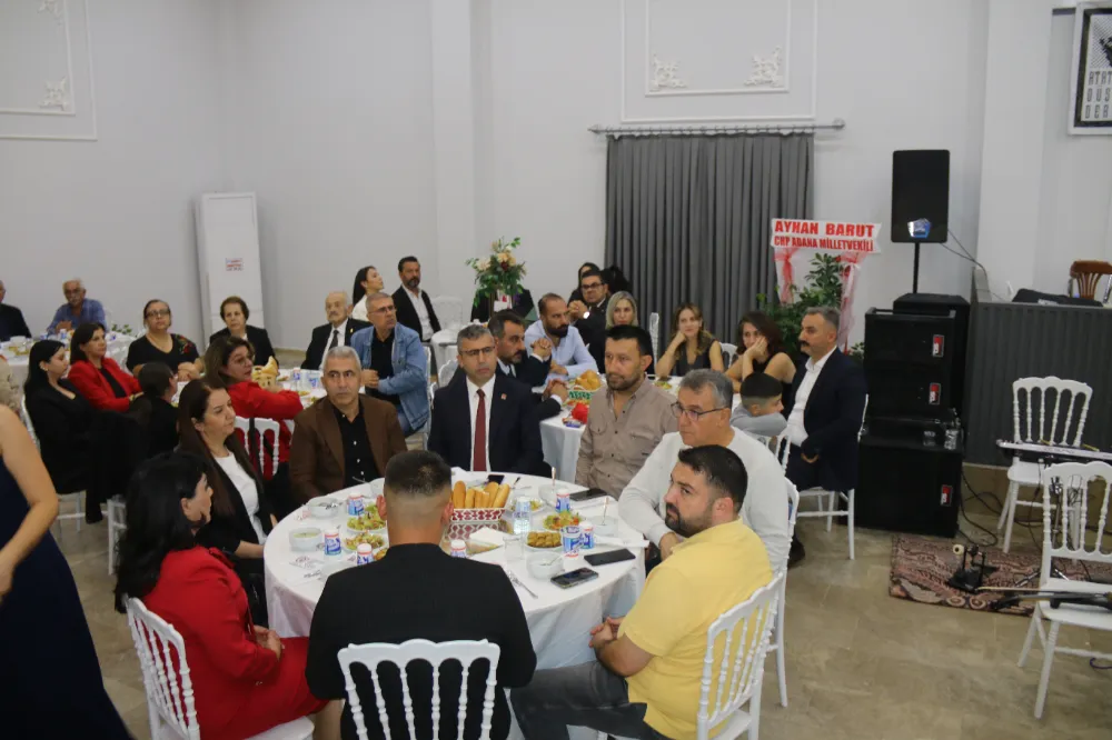 ATATÜRK SEVDALILARI 102. YILI KUTLADI