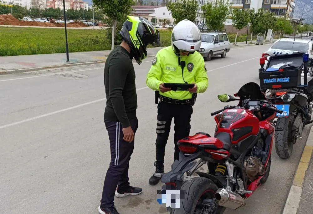  TRAFİKTE CEZALAR YAĞDI, SUÇLULAR YAKALANDI! 