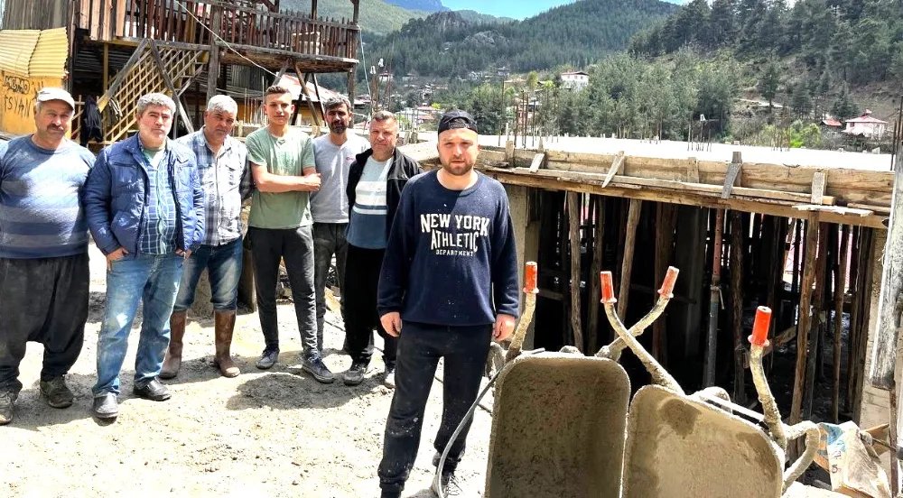 YANGINLA YIKILAN EV İMECEYLE YENİDEN DOĞUYOR!