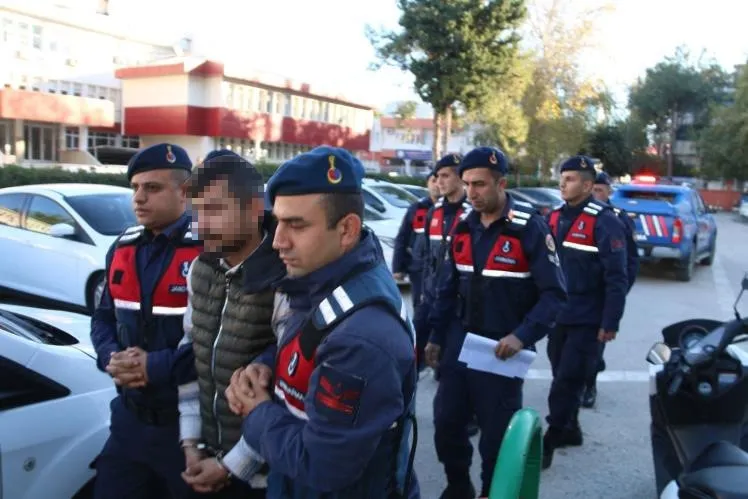 MÜEBBET YERİNE 25 YIL...