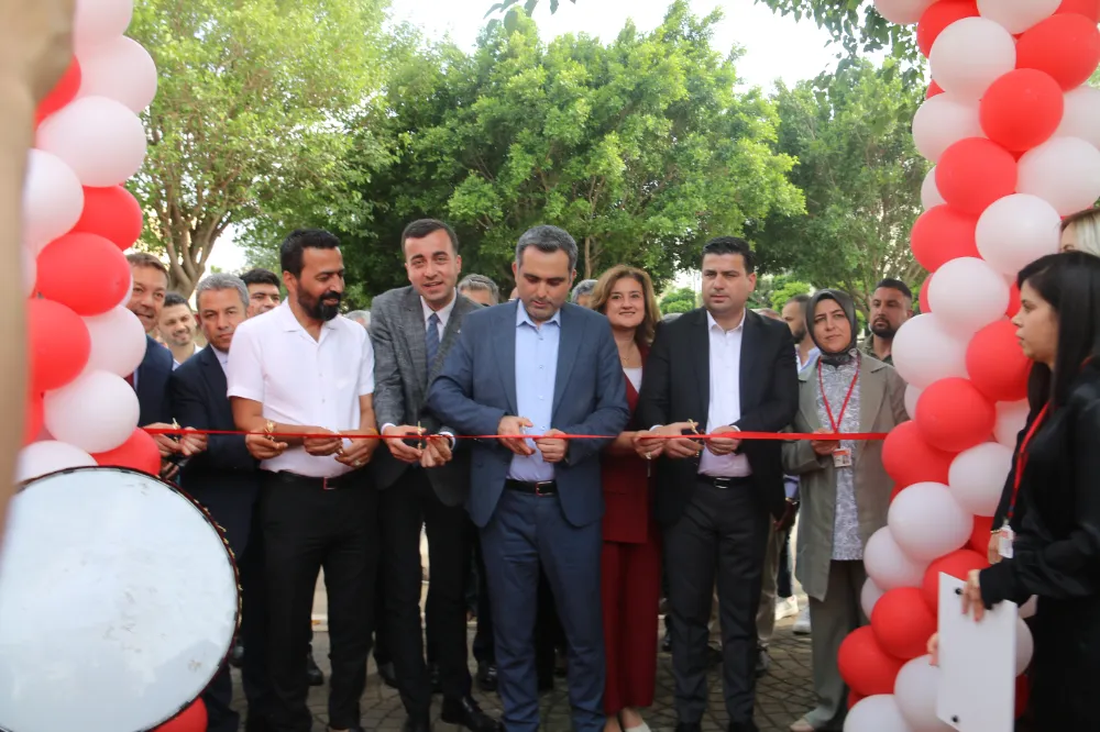 YIL SONU SERGİSİ AÇILDI