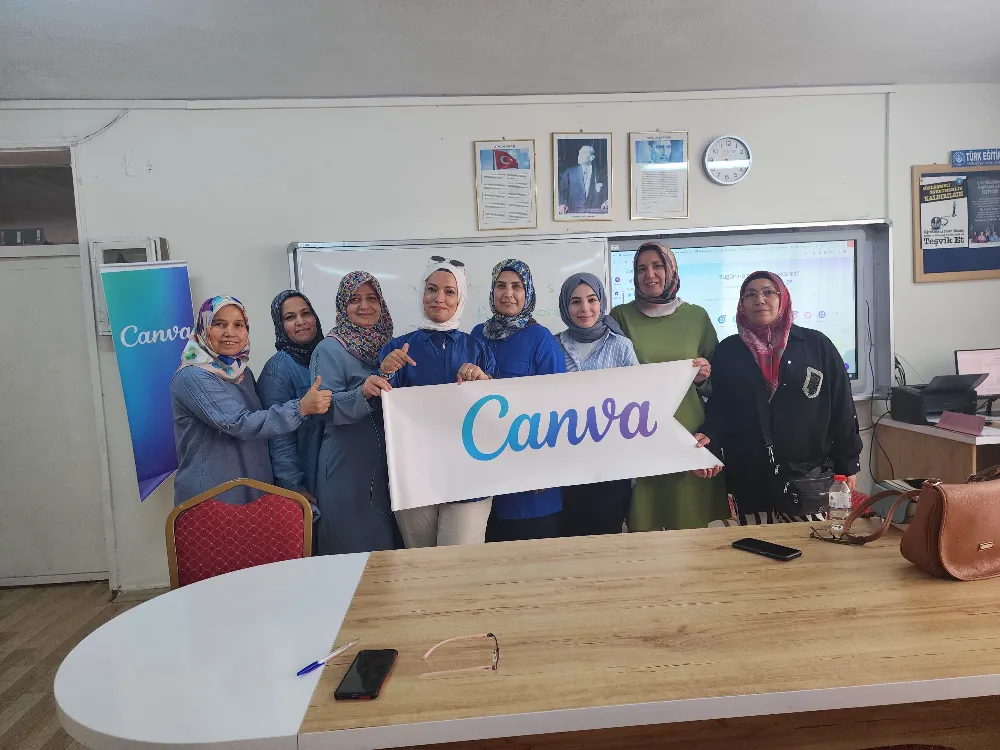 Cumhuriyet İlkokulu’nda Temel Seviye Canva Eğitimi Gerçekleştirildi