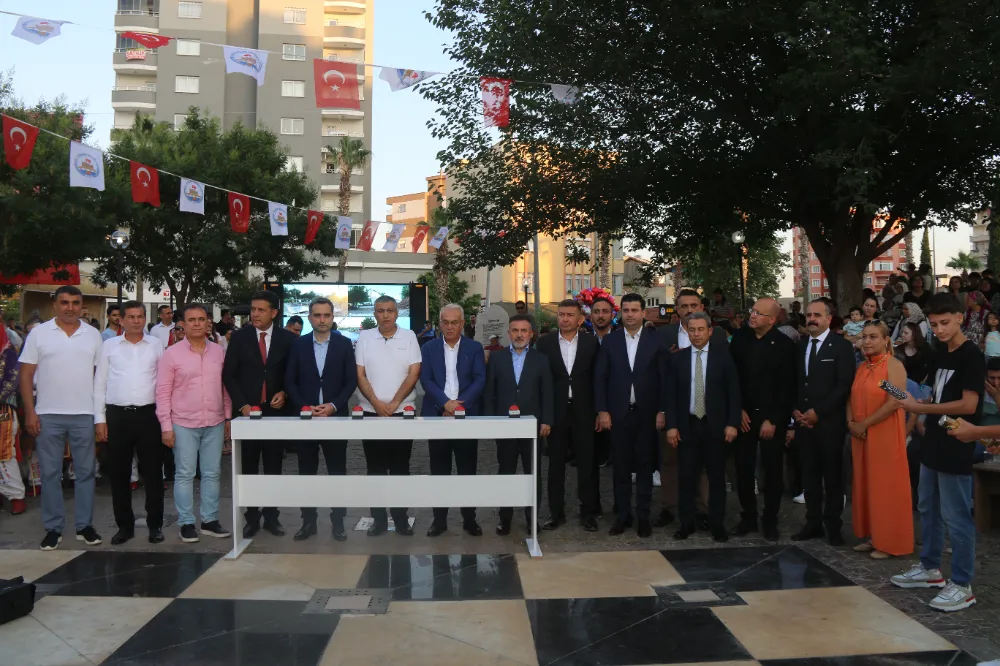 Kozan’da Üç Temel Tek Butonla Atıldı! 