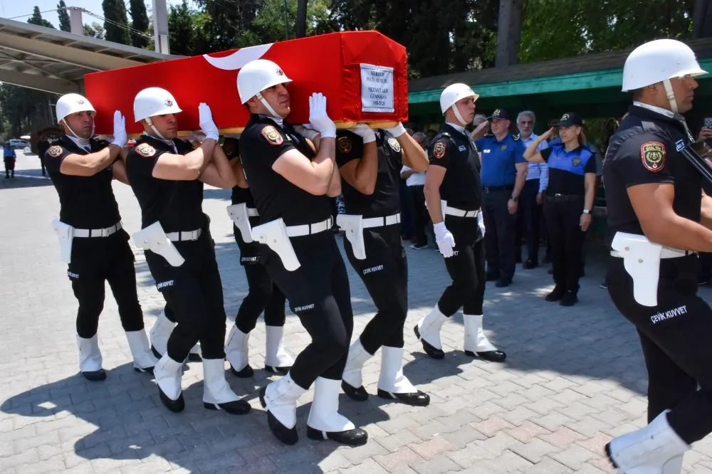 POLİS MEMURU KAZA KURŞUNUYLA HAYATINI KAYBETTİ
